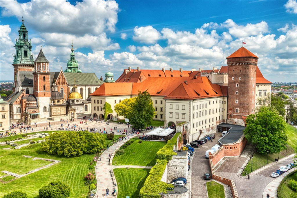 Nejlepší vánoční dárek je poznávací zájezd do Polska, Rakouska či Holandska