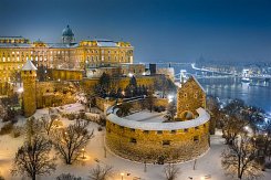 - ADVENTNÍ BUDAPEŠŤ - ADVENTNÍ BUDAPEŠŤ