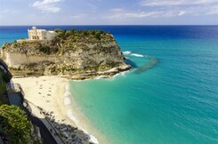 ITÁLIE - APULIE, BASILICATA, KALÁBRIE