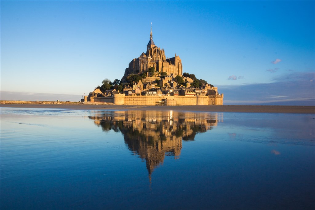 Mont-Saint-Michel 2026: proč jsou zářijové přílivy výjimečné