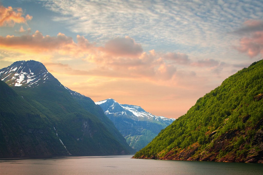 Norská kultura a tradice: Od Vikingů po moderní život