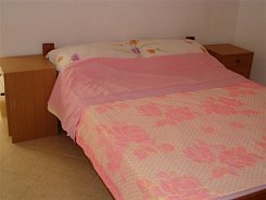 PRIMOŠTEN / APARTMÁNOVÝ DŮM PRGIN