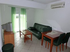 BAŠKA VODA / APARTMÁNOVÝ DŮM NIKOLINA/RUŽA