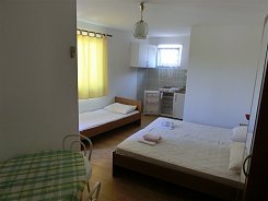 TUČEPI / APARTMÁNOVÝ DŮM LJUBOMIRA