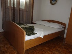 GRADAC / APARTMÁNOVÝ DŮM KATARINA