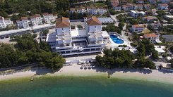 GRADAC / HOTEL LABINECA