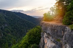 SLOVENSKÝ KRAS – SOUTĚSKY, JESKYNĚ A VYHLÍDKY