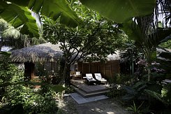 MALEDIVY - KURAMATHI ISLAND RESORT*****