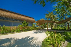 MALEDIVY - KURAMATHI ISLAND RESORT*****