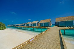 MALEDIVY - KURAMATHI ISLAND RESORT*****