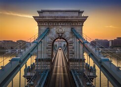 MAĎARSKO – BUDAPEŠŤ – KRÁLOVNA DUNAJE