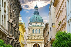 MAĎARSKO -  BUDAPEŠŤ, KRÁLOVNA DUNAJE