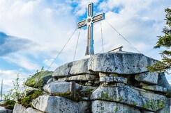 ŠUMAVA – VOLARY: JEZERA, HORSKÉ VÝHLEDY A RENESANCE