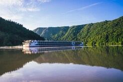 BRATISLAVA - VÍDEŇ - BUDAPEŠŤ