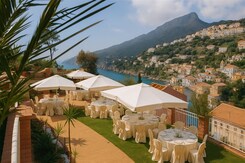 ITÁLIE - BOŽSKÉ AMALFITÁNSKÉ POBŘEŽÍ - LETECKY