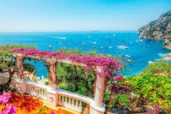 ITÁLIE - BOŽSKÉ AMALFITÁNSKÉ POBŘEŽÍ - LETECKY