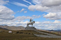 MONGOLSKO – POUŠŤ GOBI, ČINGISCHÁN A DIVOCÍ KONĚ