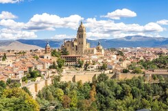 MADRID A KLENOT KASTILIE SEGOVIA