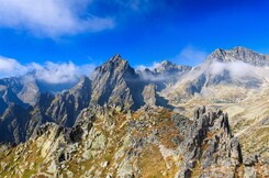 SLOVENSKO - VYSOKÉ TATRY VLAKEM